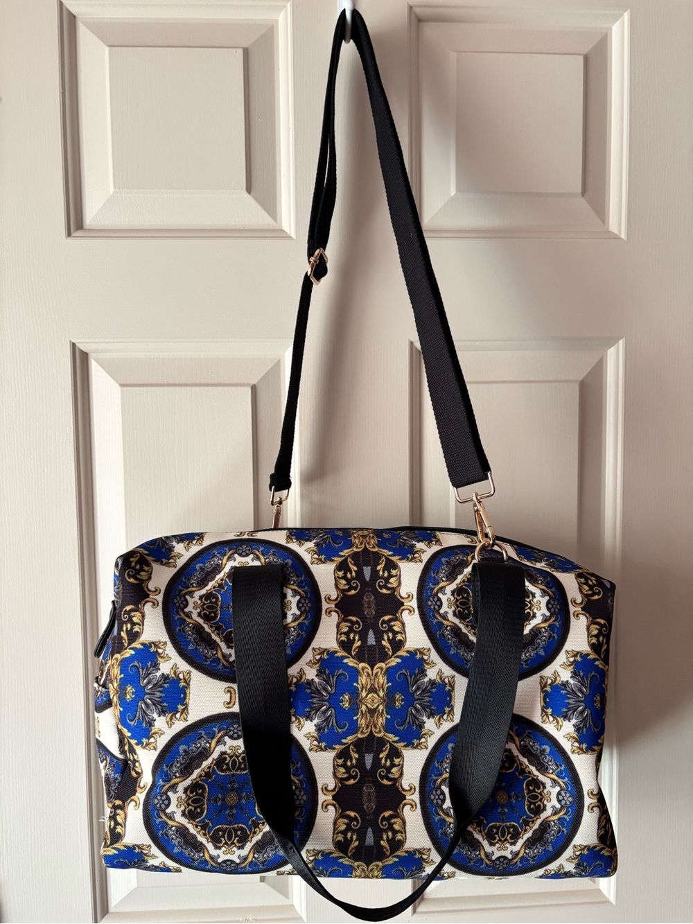 Alice + Olivia Blue Baroque Weekender Bag w/ Crossbody Strap